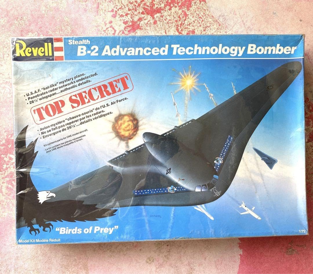 Amazon.co.jp: レベル 1/72 ステルス B-2 アドバンスド